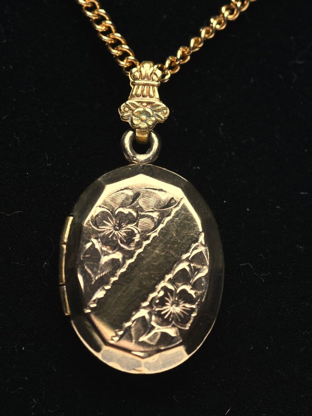 12K Gold Filled Locket Necklace - Vintage
